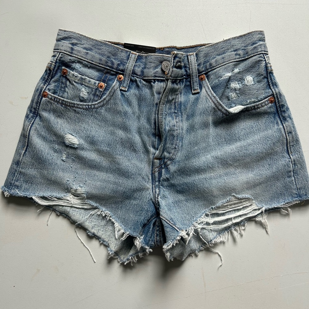 Levi’s size small, 24” Shorts